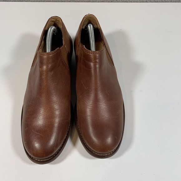 LL Bean Booties Women 7 Brown Leather Ankle Boot Slip On - Picture 2 of 8